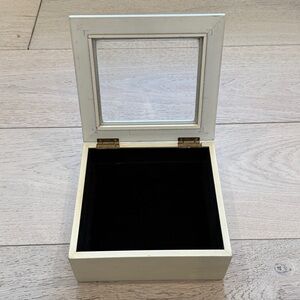 Wooden Keepsake Jewelry Box with Glass Inset Lid